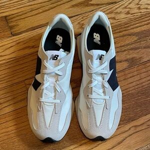 New Balance White and Black Chunky Sneakers
